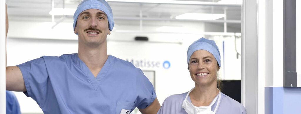 choix chirurgien operation dechirure rupture tendon du biceps distal dr laumonerie chirurgien specialiste du coude paris