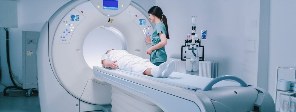 dechirure rupture du biceps distal cause diagnostic imagerie medicale dr pierre laumonerie chirurgien orthopediste du coude paris