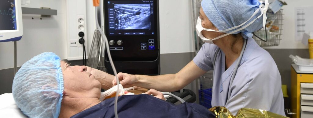 pre operatoire rupture biceps distal traitement coude dr pierre laumonerie chirurgien specialiste du coude paris